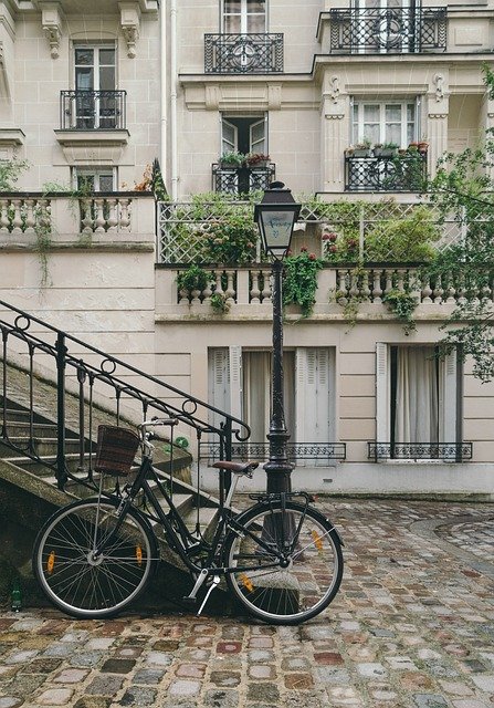 Top conseils pour investir dans l'immobilier à paris et l'île de ré
